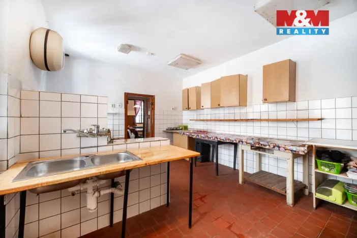 Prodej rodinného domu, Nová Ves u Jarošova, 300 m2