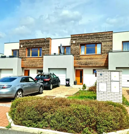 Prodej rodinného domu, Praha - Pitkovice, Chorošová, 163 m2