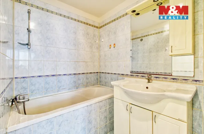 Prodej bytu 4+1, Litvínov - Janov, Luční, 83 m2