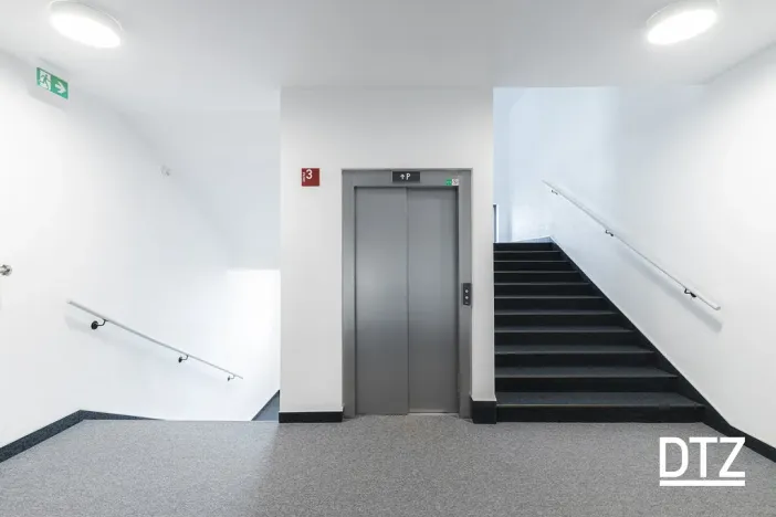 Pronájem kanceláře, Liberec - Liberec II-Nové Město, Chrastavská, 23 m2