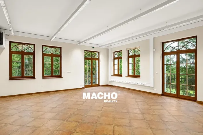 Prodej vily, Řitka, Lesní, 1181 m2