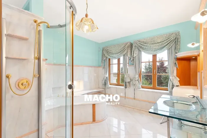 Prodej vily, Řitka, Lesní, 1181 m2