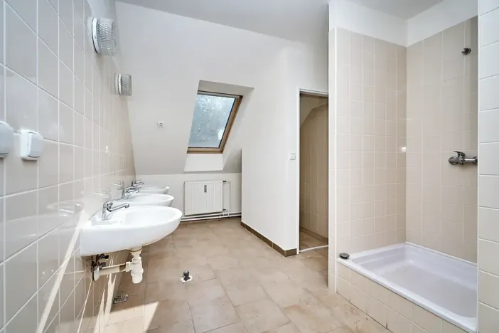 Prodej obchodního prostoru, Kladno, Vrapická, 1614 m2