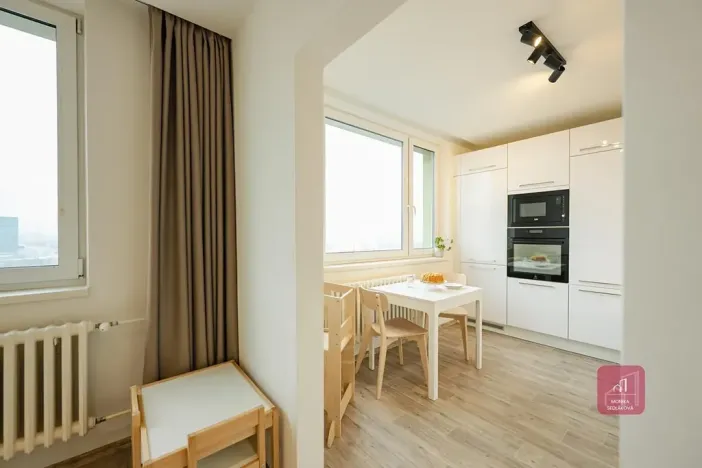 Prodej bytu 3+1, Brno, Schwaigrova, 79 m2