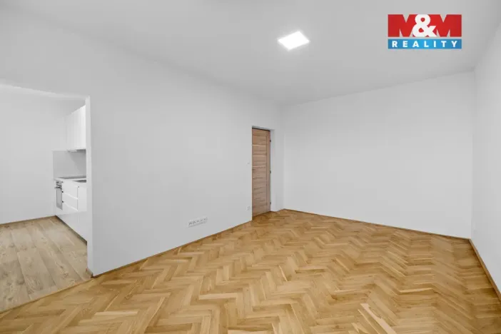 Prodej bytu 2+1, Kladno - Kročehlavy, Unhošťská, 62 m2