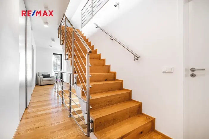 Prodej rodinného domu, Praha - Královice, Pešíkova, 220 m2