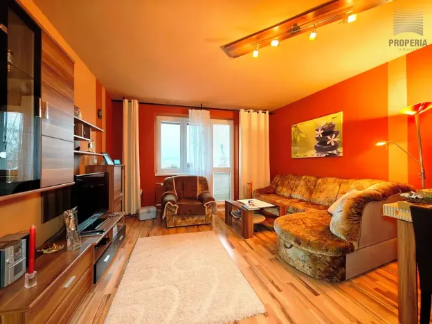 Prodej bytu 3+1, Náměšť nad Oslavou, Husova, 65 m2