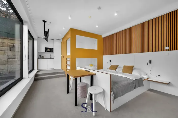 Prodej ubytování, Osečná, Svatovítské náměstí, 1005 m2