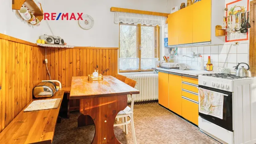 Prodej rodinného domu, Provodín, 290 m2