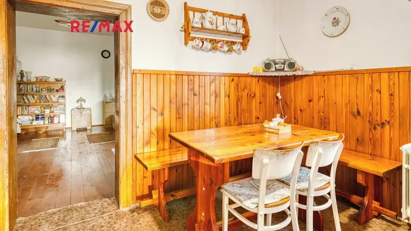 Prodej rodinného domu, Provodín, 290 m2