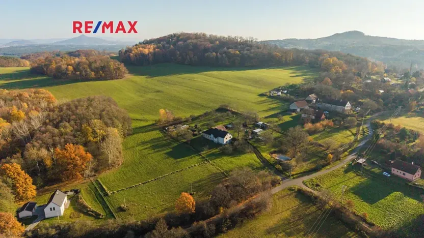 Prodej rodinného domu, Provodín, 290 m2