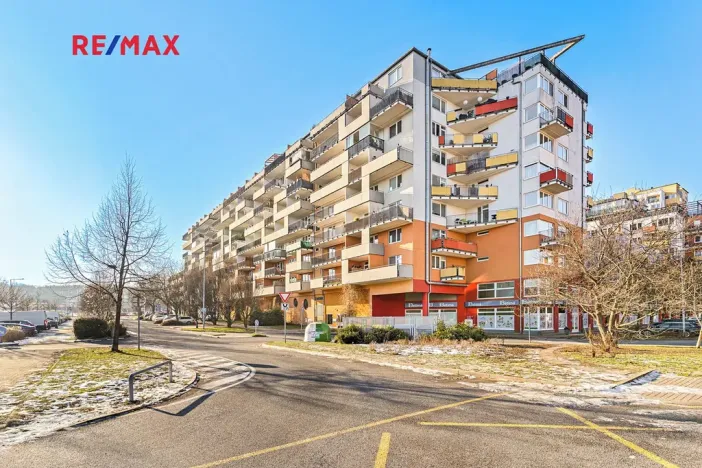 Pronájem bytu 2+kk, Praha - Vysočany, Podkovářská, 54 m2