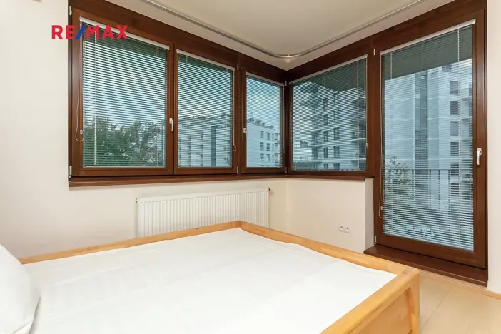 Pronájem bytu 3+kk, Praha - Hlubočepy, Devonská, 65 m2