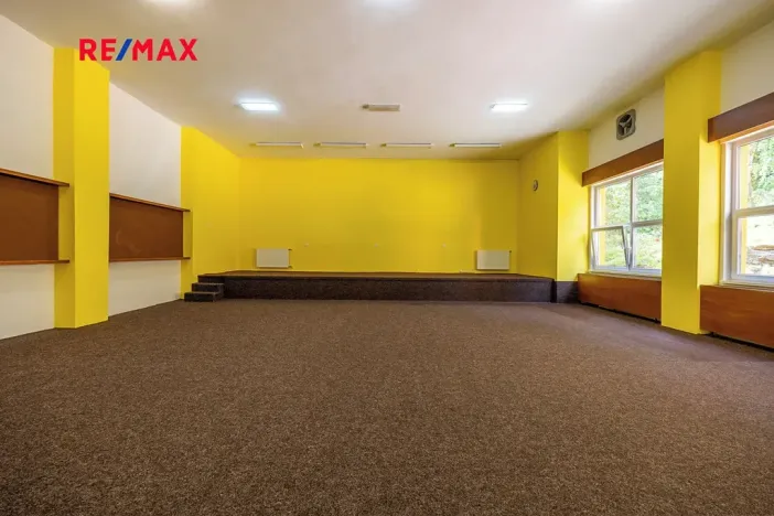 Prodej rodinného domu, Doksy, Pod Borným, 1700 m2