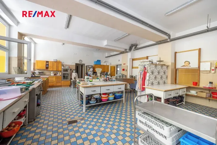 Prodej rodinného domu, Doksy, Pod Borným, 1700 m2