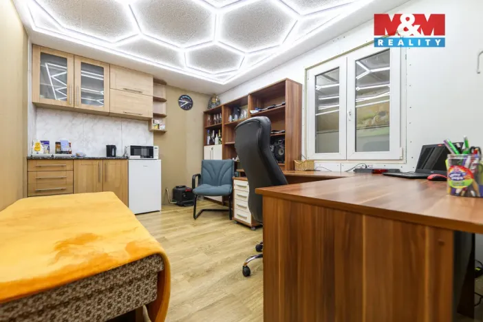 Prodej rodinného domu, Křelovice - Pakoslav, 482 m2