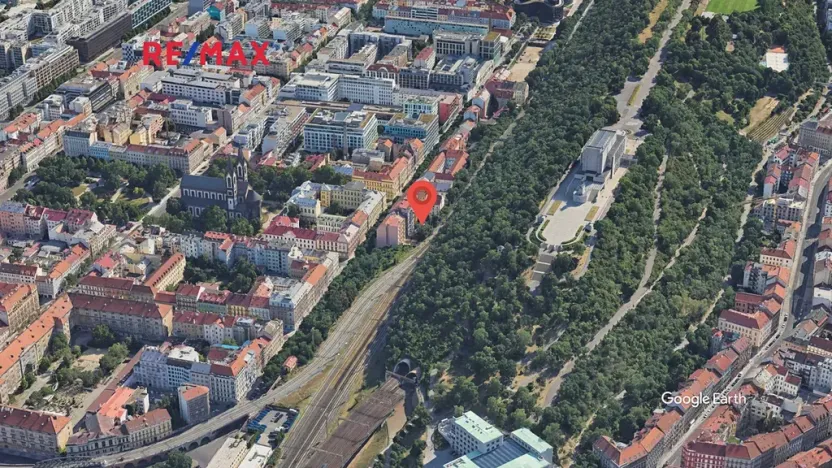 Prodej obchodního prostoru, Praha - Karlín, Pernerova, 60 m2