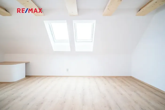 Prodej bytu 4+1, Černilov, 130 m2