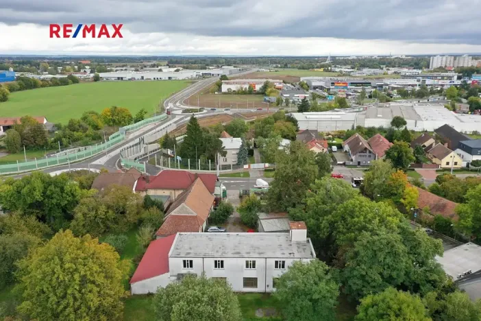 Pronájem kanceláře, Pardubice, Bohdanečská, 186 m2