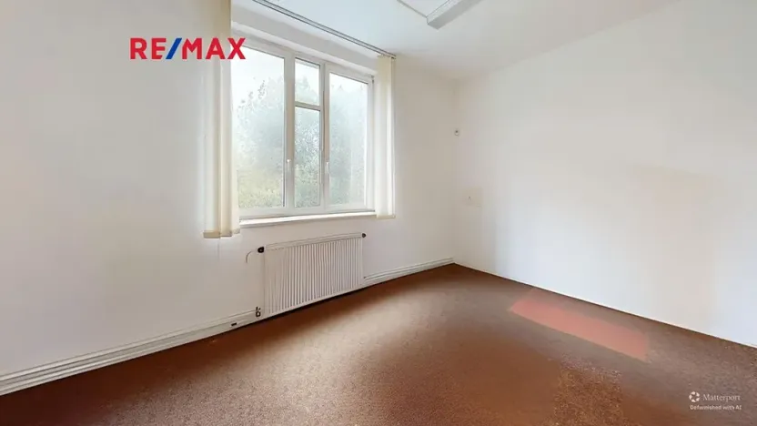 Pronájem kanceláře, Pardubice, Bohdanečská, 186 m2