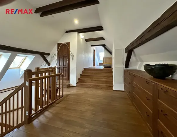 Prodej ubytování, Holetín, 800 m2