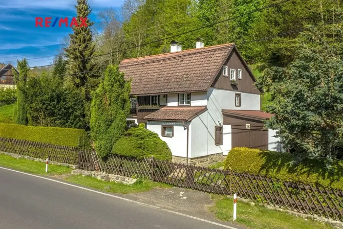 Prodej rodinného domu, Merboltice, 227 m2