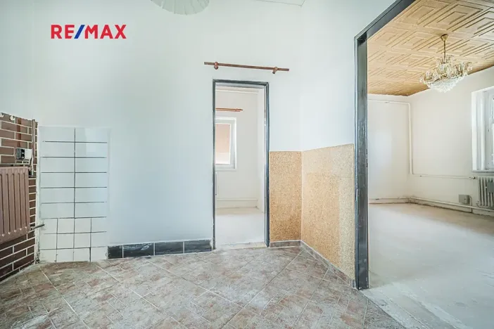 Prodej rodinného domu, Praha - Dolní Počernice, Listopadová, 302 m2