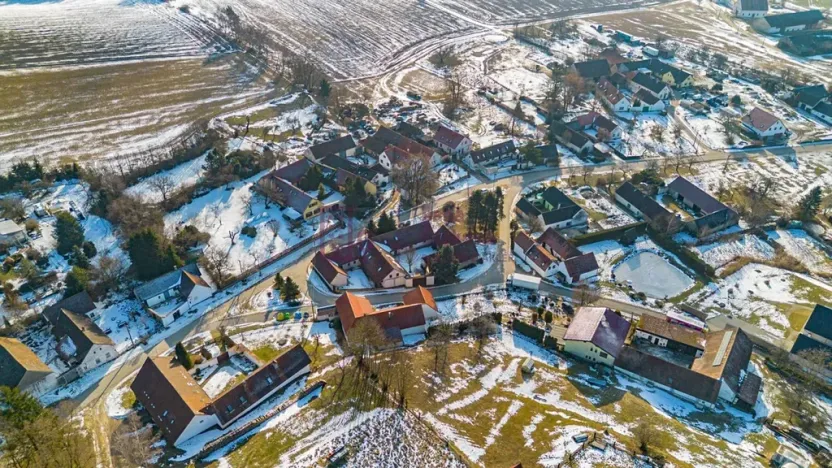 Prodej rodinného domu, Pluhův Žďár, 566 m2