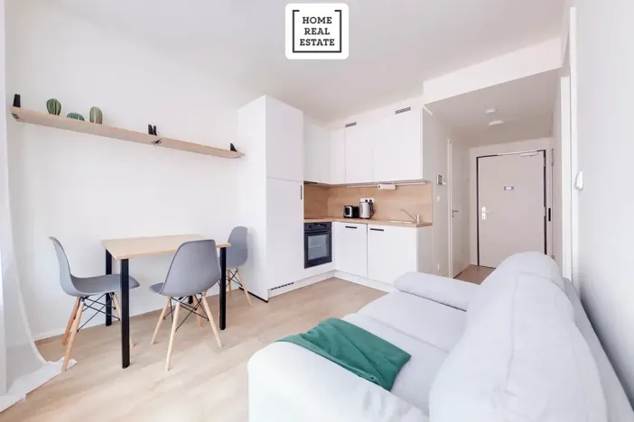 Prodej bytu 2+kk, Praha - Smíchov, Plzeňská, 27 m2