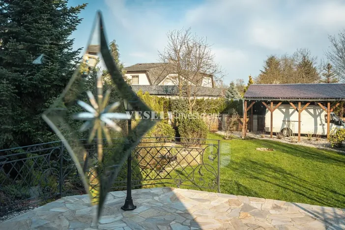 Prodej vily, Praha - Klánovice, 700 m2