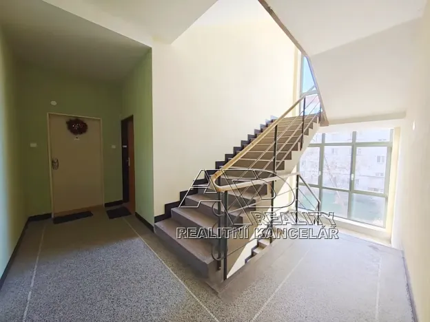 Prodej bytu 2+kk, Praha - Vršovice, Kišiněvská, 48 m2