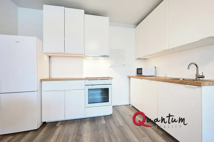 Pronájem bytu 1+kk, Praha - Střížkov, Děčínská, 32 m2