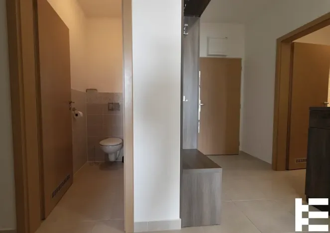 Pronájem bytu 2+kk, Praha - Modřany, Československého exilu, 48 m2