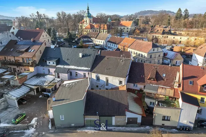 Prodej rodinného domu, Doksy, Komenského, 412 m2