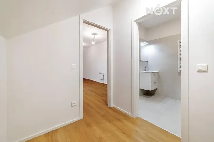 Prodej bytu 1+kk, Praha - Zbraslav, Elišky Přemyslovny, 32 m2