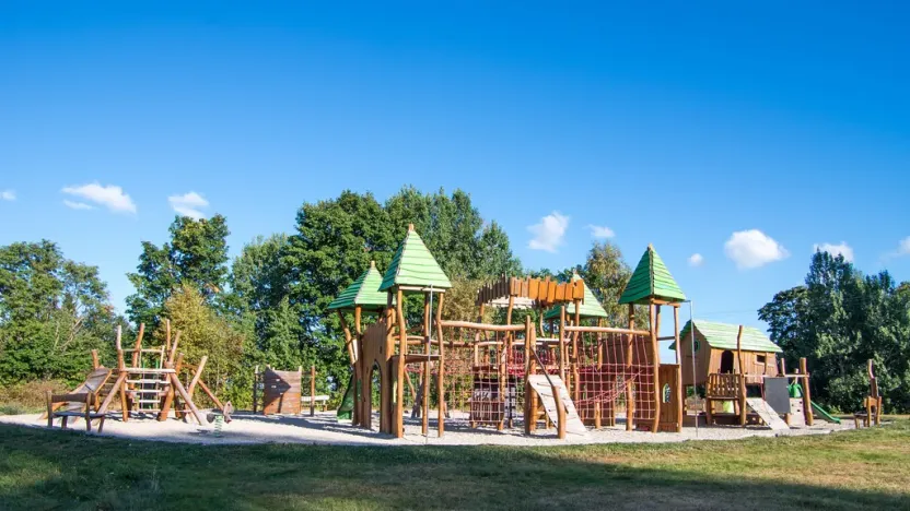 Prodej ubytování, Dolní Moravice, 489 m2