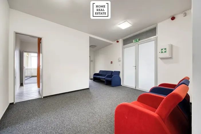 Pronájem kanceláře, Kolín, Rubešova, 634 m2