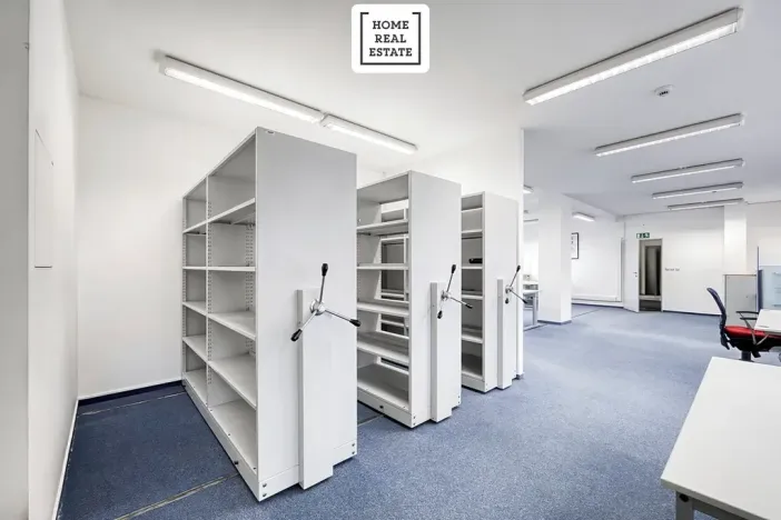 Pronájem kanceláře, Kolín, Rubešova, 634 m2