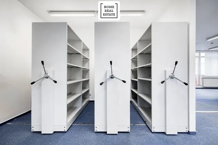 Pronájem kanceláře, Kolín, Rubešova, 634 m2