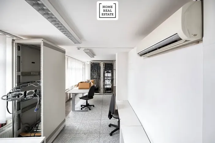 Pronájem kanceláře, Kolín, Rubešova, 634 m2