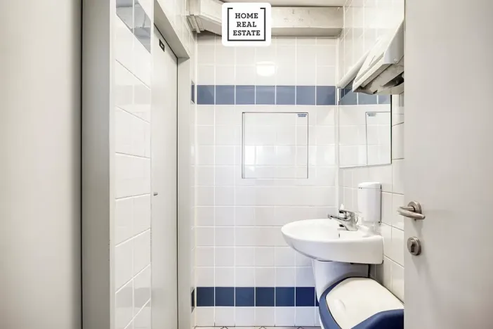 Pronájem kanceláře, Kolín, Rubešova, 634 m2