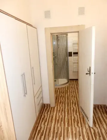 Pronájem bytu 2+kk, Praha - Vršovice, Holandská, 43 m2