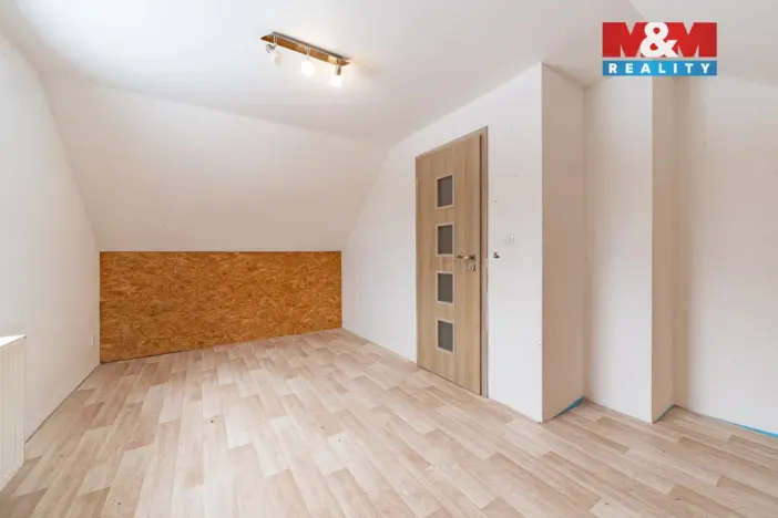 Prodej rodinného domu, Libá, 127 m2