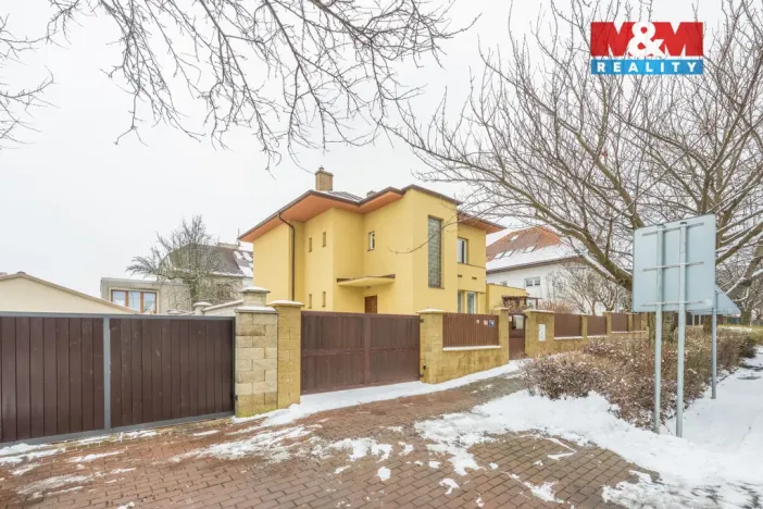 Prodej rodinného domu, Praha - Dolní Chabry, Ústecká, 149 m2