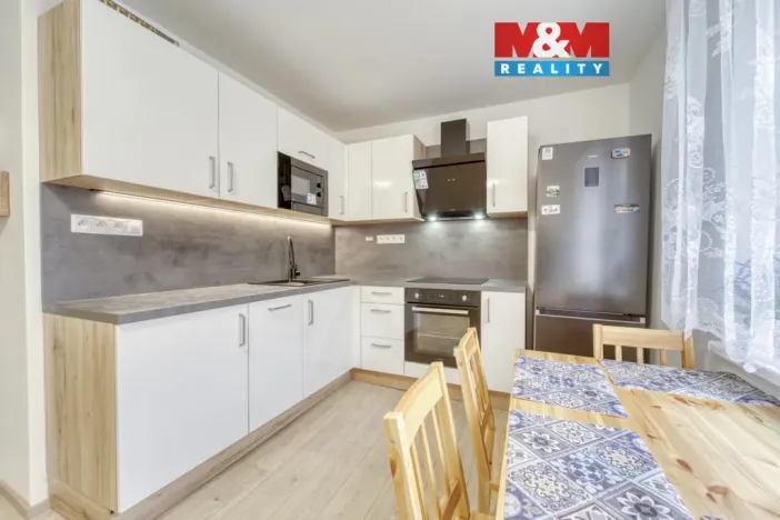 Pronájem bytu 1+1, Plzeň - Jižní Předměstí, V Šipce, 45 m2