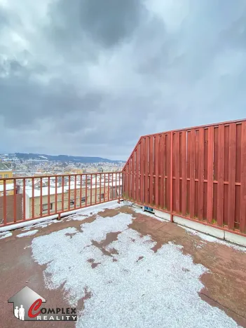 Pronájem bytu 3+1, Jablonec nad Nisou, 28. října, 98 m2