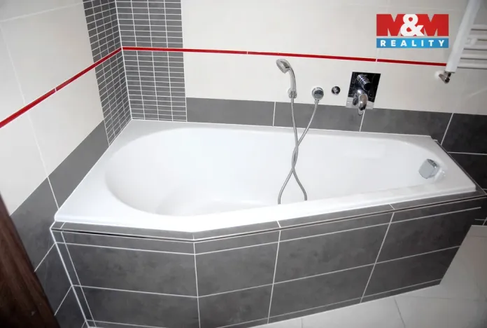 Pronájem bytu 2+kk, Jičín - Nové Město, Ruská, 47 m2