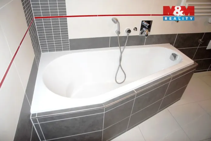 Pronájem bytu 2+kk, Jičín - Nové Město, Ruská, 47 m2