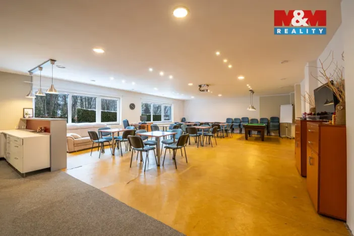 Prodej obchodního prostoru, Hejnice, 220 m2