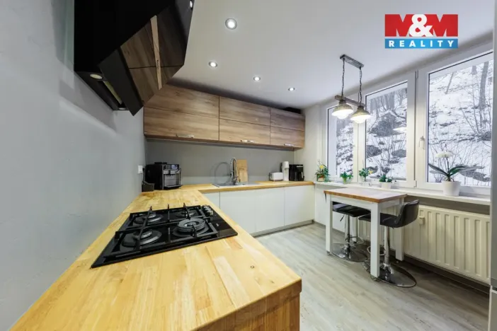 Prodej bytu 3+1, Loket, Mírová, 72 m2